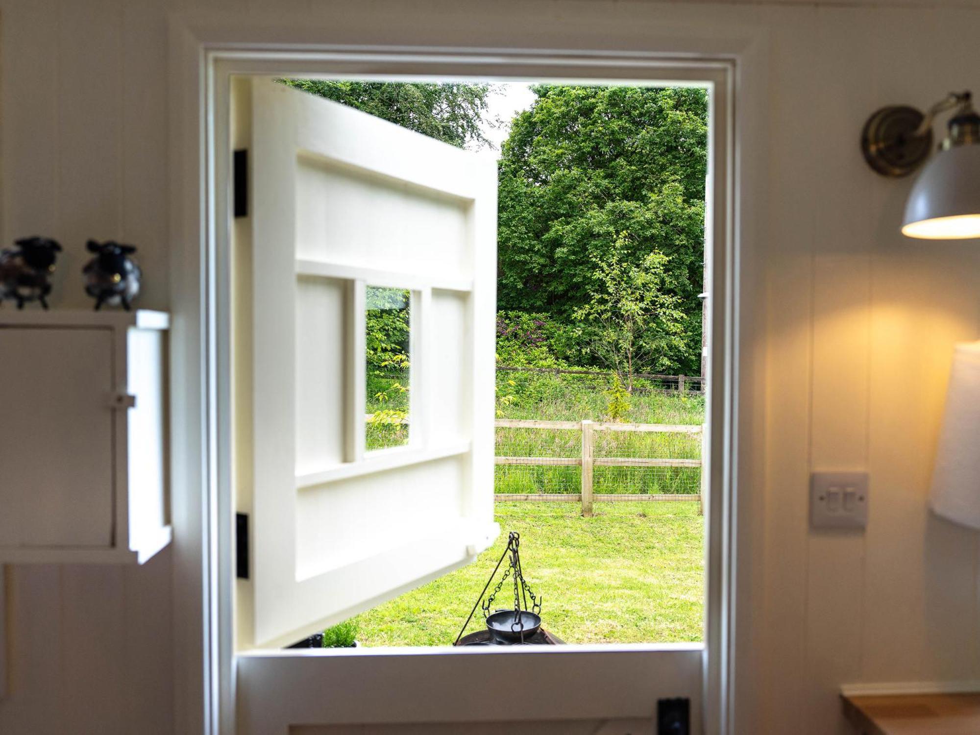 Bedwen Villa Llanarth  Buitenkant foto